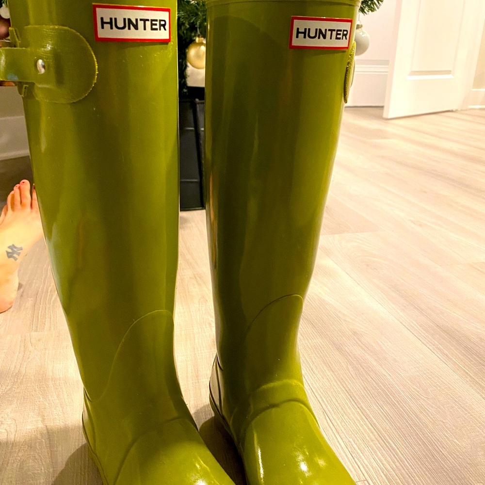 Hunter Rain Boots, lime green color, worn max 5 times